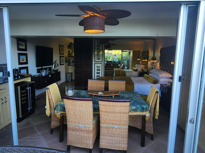 Charming Bachelor Apartment For Sale in Umhlanga Central, Umhlanga, KwaZulu Natal - Photo 9