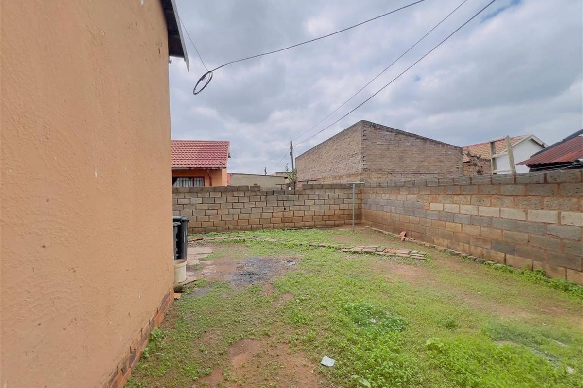 Protea Glen ext 1, Soweto - Photo 3