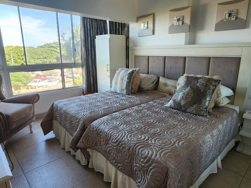 Stunning Apartment With Sea Views For Sale in Umhlanga Central, Umhlanga, KwaZulu Natal - Photo 9