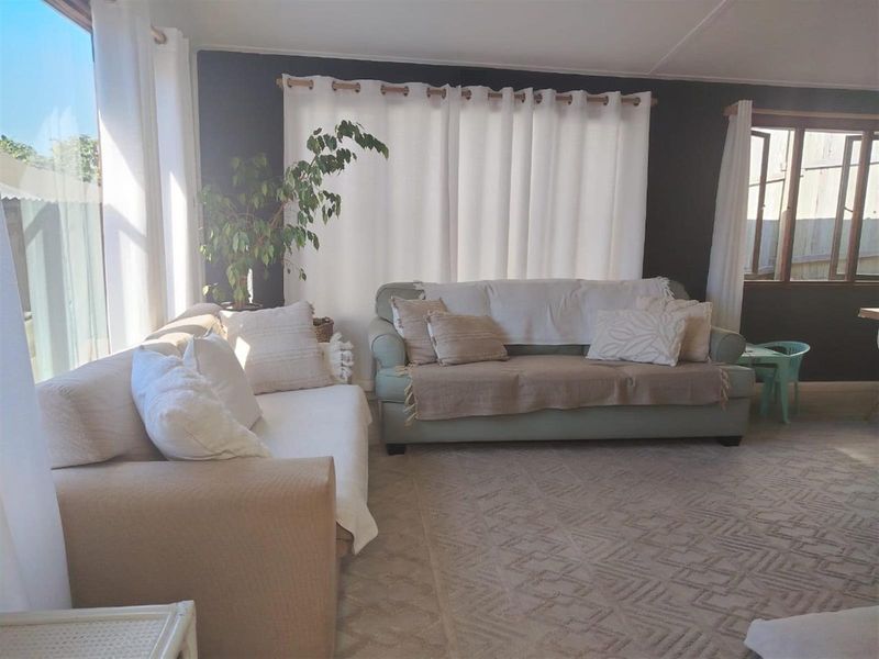 House For Sale in Glencairn, Simons Town - Photo 8