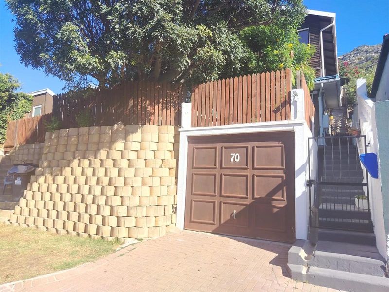 House For Sale in Glencairn, Simons Town - Photo 4