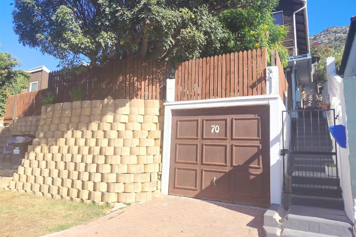 House For Sale in Glencairn, Simons Town - Photo 4