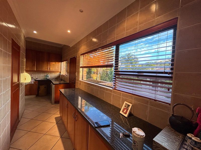 House To Rent in Faerie Glen, Pretoria - Photo 6