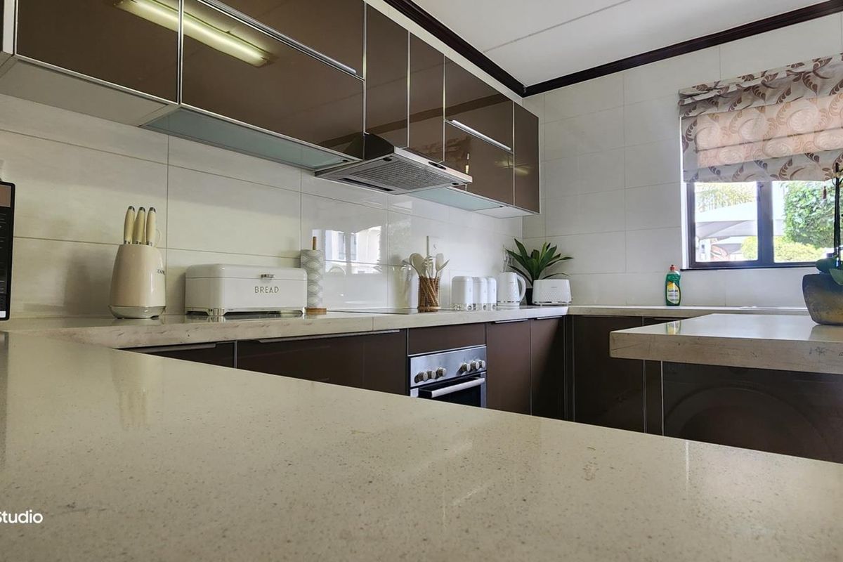 3 bedroom Duplex To Rent in Carlswald, Midrand - Photo 2