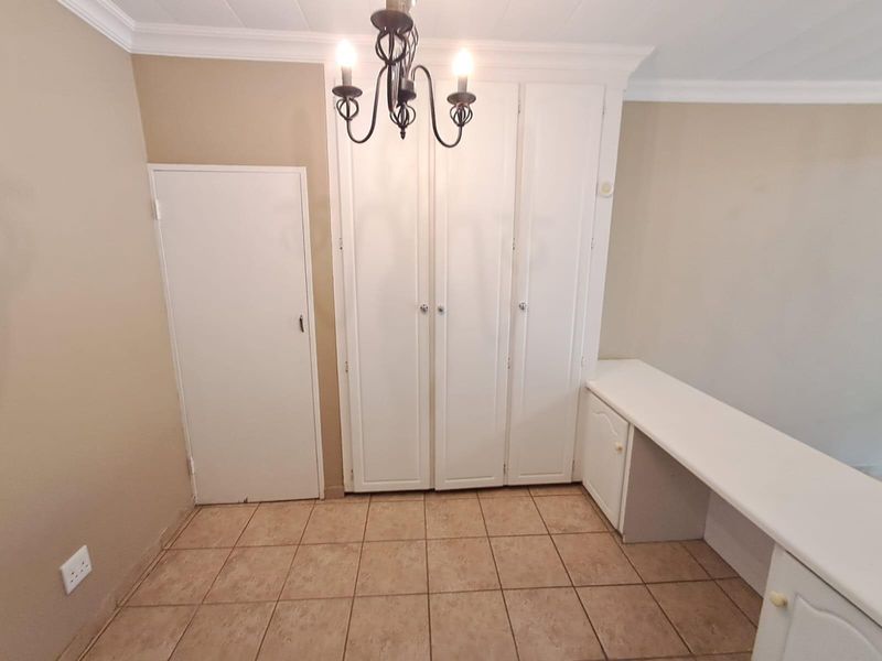 3 Bedroom Townhouse For Sale in Clubview, Centurion - Photo 6
