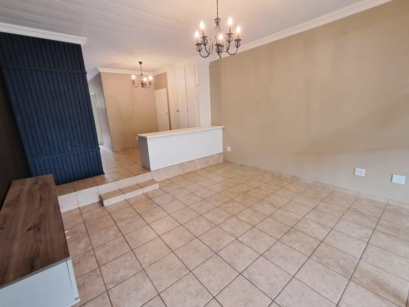 3 Bedroom Townhouse For Sale in Clubview, Centurion - Photo 4