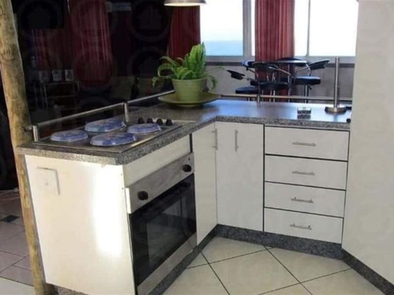 Apartment For Sale in Doonside, Kingsburgh, KwaZulu Natal - Photo 2