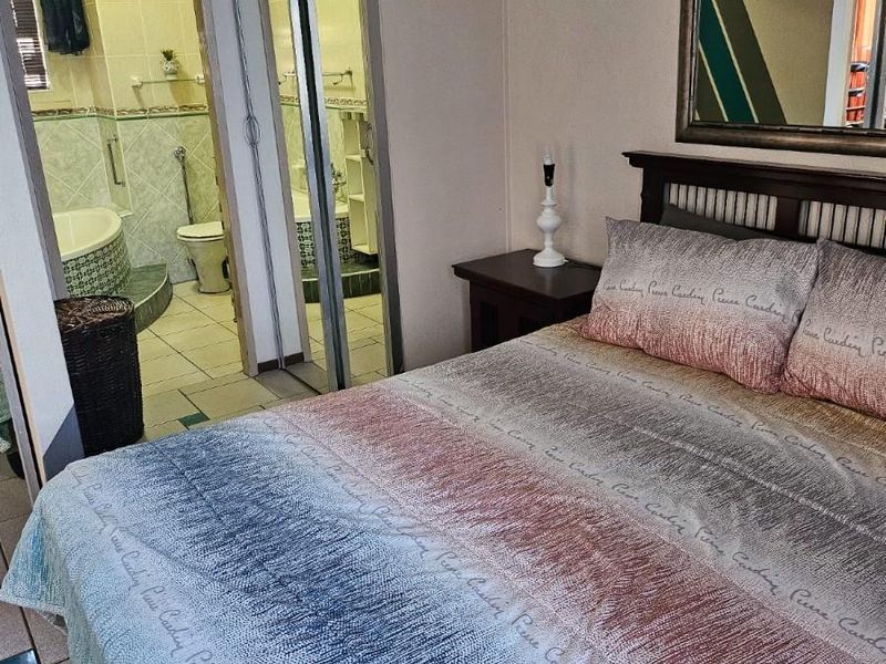 Apartment For Sale in Doonside, Kingsburgh, KwaZulu Natal - Photo 5