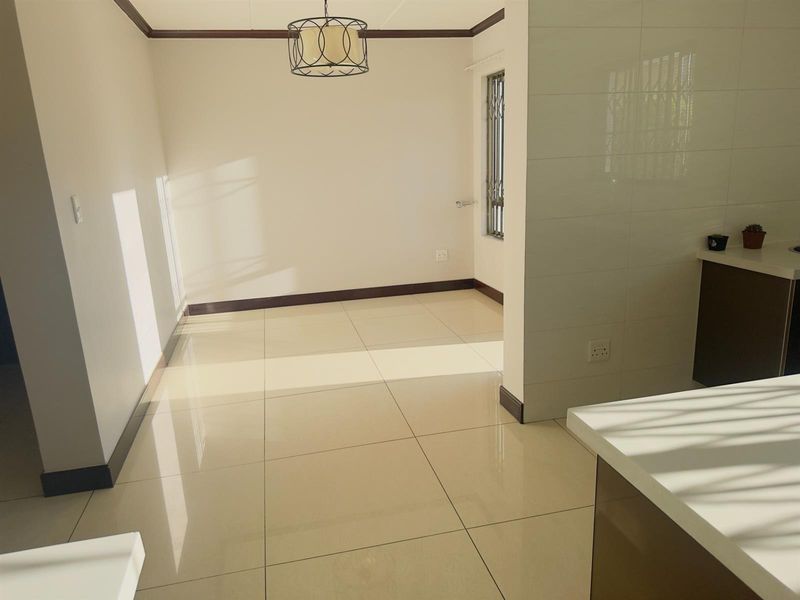 Modern 3-Bedroom Duplex to Rent - Villa Baroque, Halfway Gardens - Photo 5