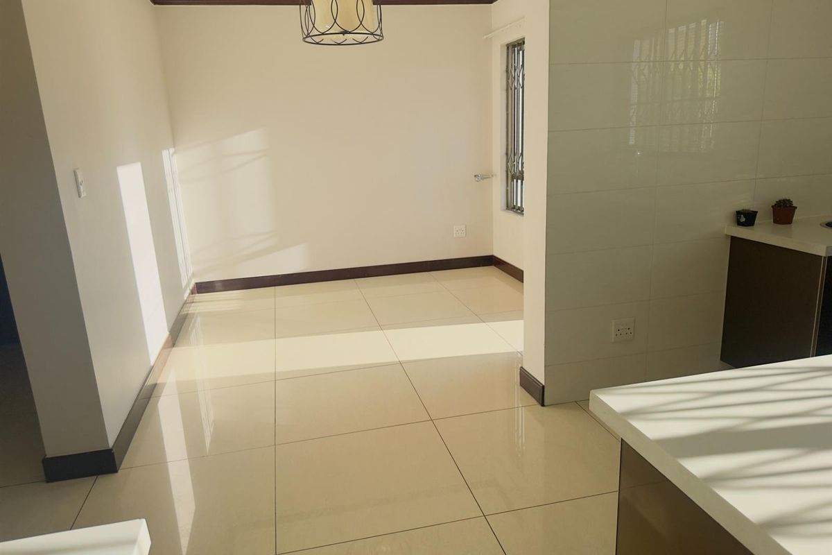 Modern 3-Bedroom Duplex to Rent - Villa Baroque, Halfway Gardens - Photo 5