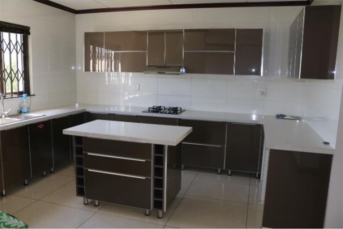 Modern 3-Bedroom Duplex to Rent - Villa Baroque, Halfway Gardens - Photo 2