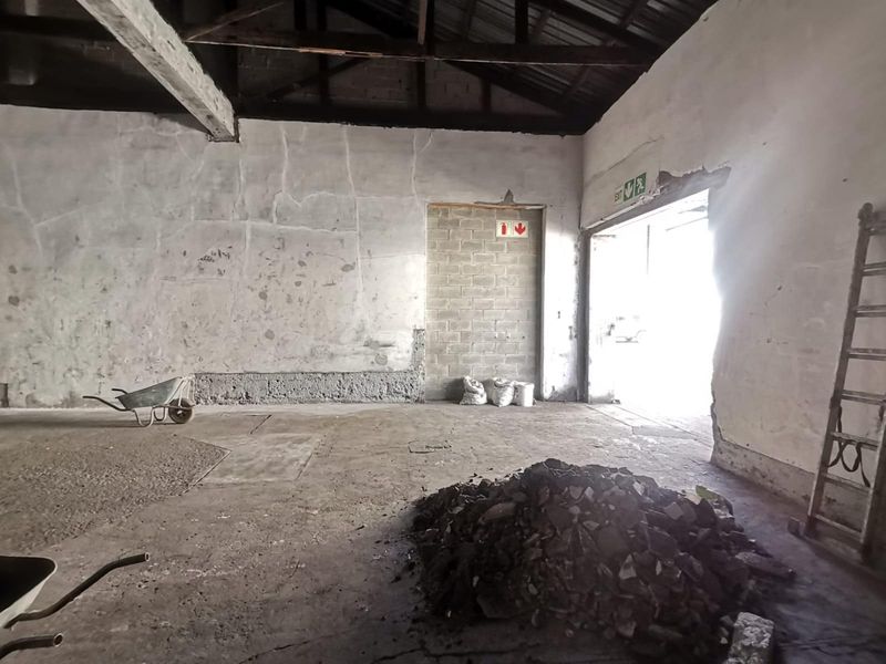 321m2 Warehouse To Let in Dal Josafat, Paarl - Photo 7