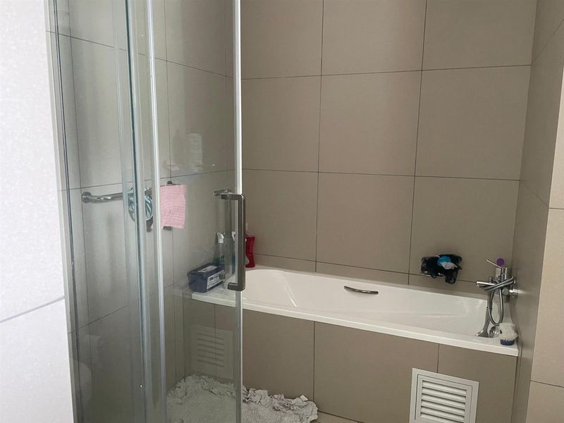 Apartment To Rent in Carlswald, Midrand - Photo 10