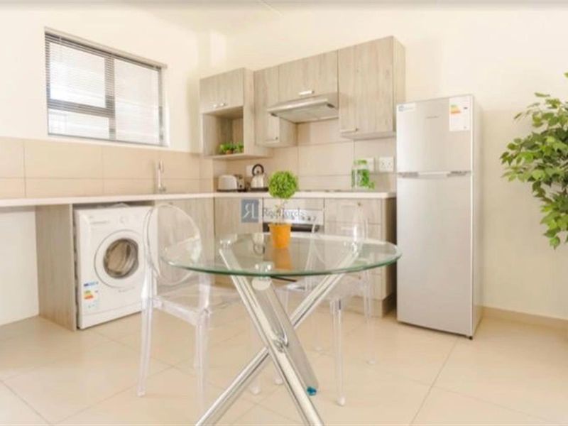 Apartment To Rent in Carlswald, Midrand - Photo 7