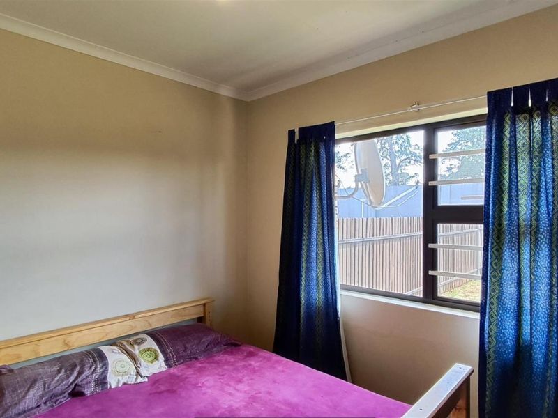 House For Sale in Comet, Boksburg 900k - Taking offers - Photo 6