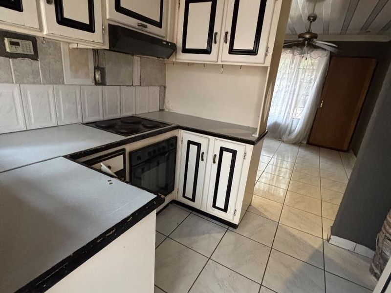 House To Rent in Kamagugu, Nelspruit - Photo 8