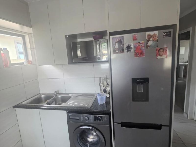 3 bedroomhome for sale in Tirong Estate - Photo 3