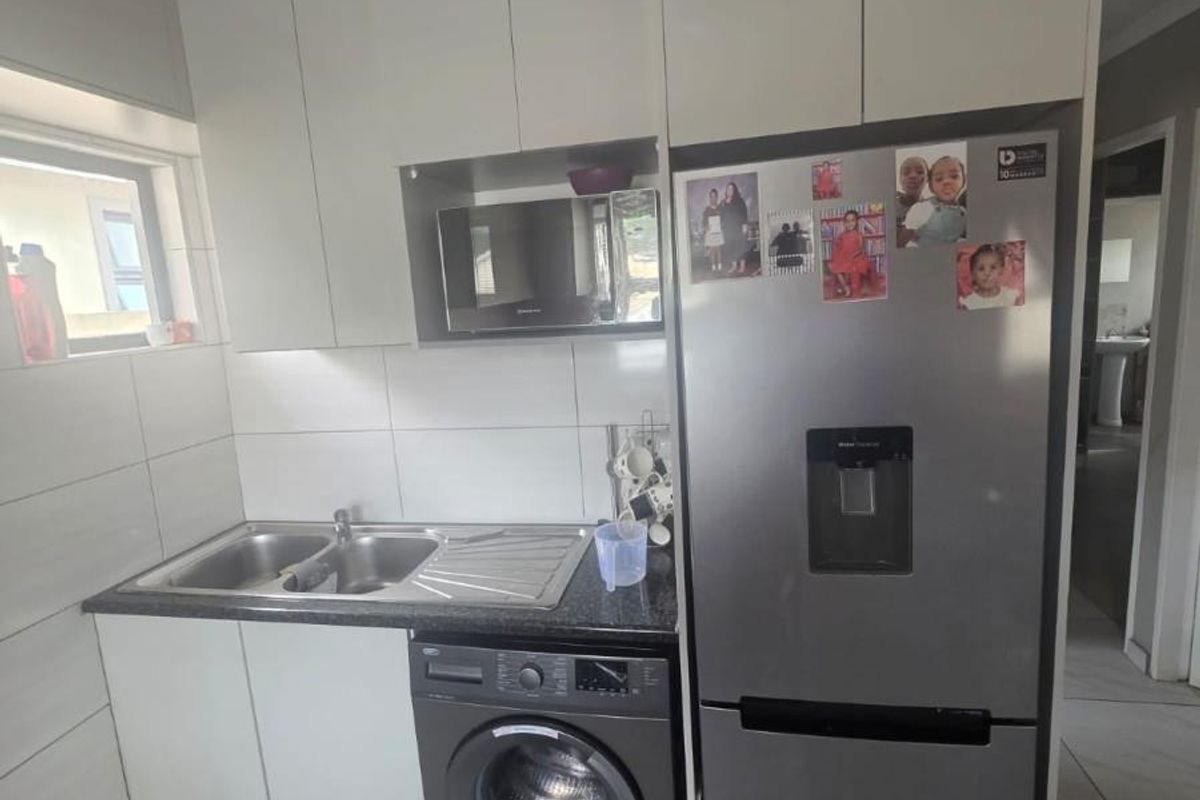 3 bedroomhome for sale in Tirong Estate - Photo 3