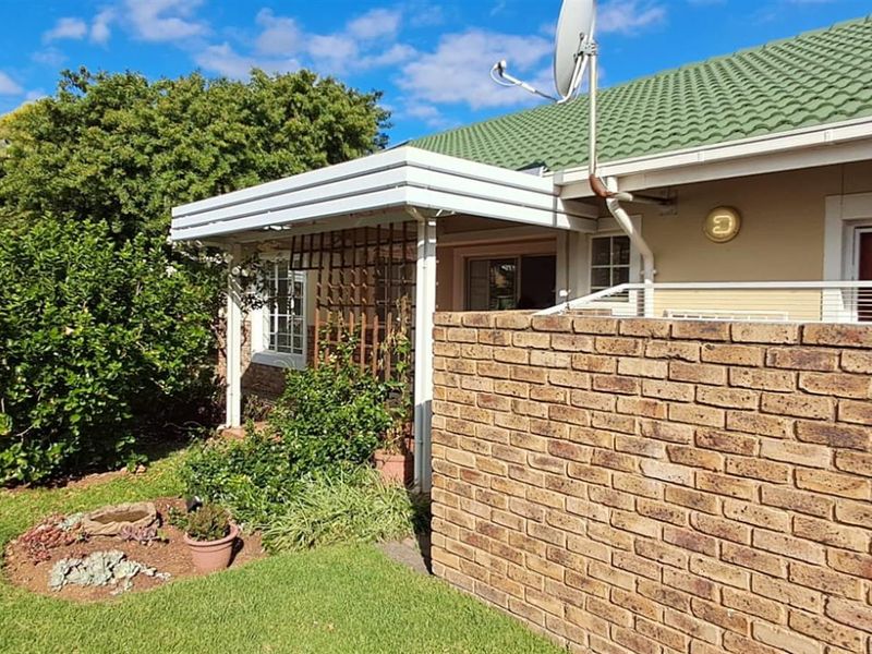 2 Bedroom Townhouse for sale in Berghang Retirement Village, Ninapark, Akasia, Pretoria - Photo 2