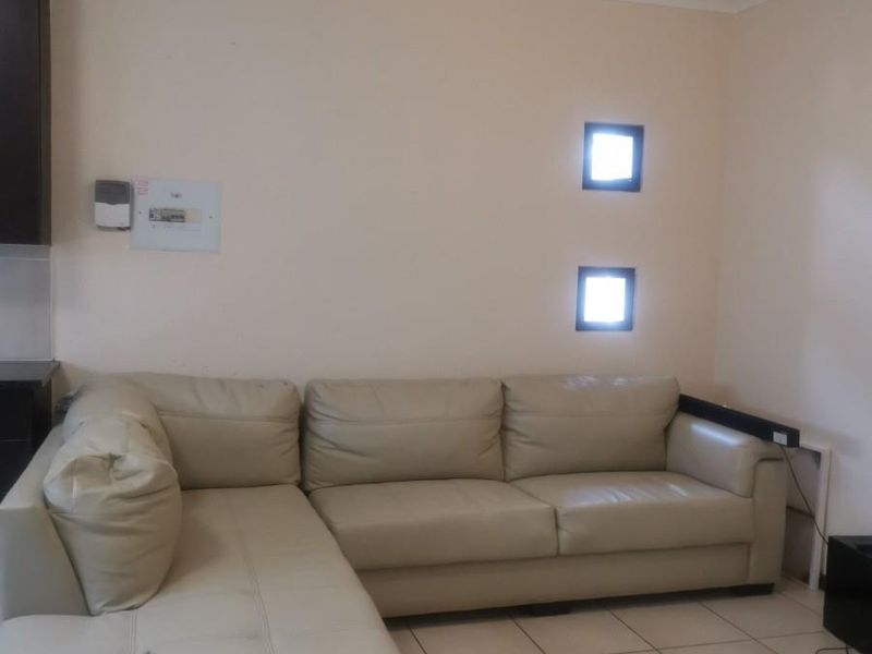 Townhouse To Rent in Helderwyk, Brakpan - Photo 9
