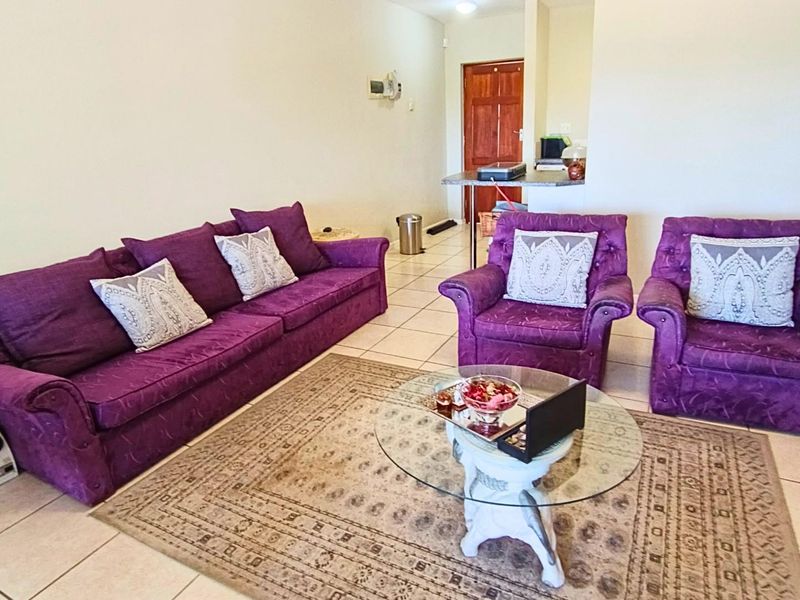 Apartment for sale in Sunset Valley, Nahoon Valley Park - Photo 6