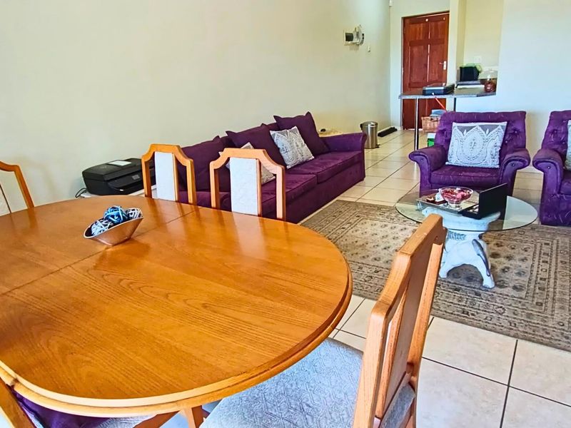 Apartment for sale in Sunset Valley, Nahoon Valley Park - Photo 5