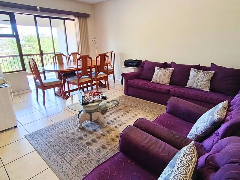 Apartment for sale in Sunset Valley, Nahoon Valley Park - Photo 2