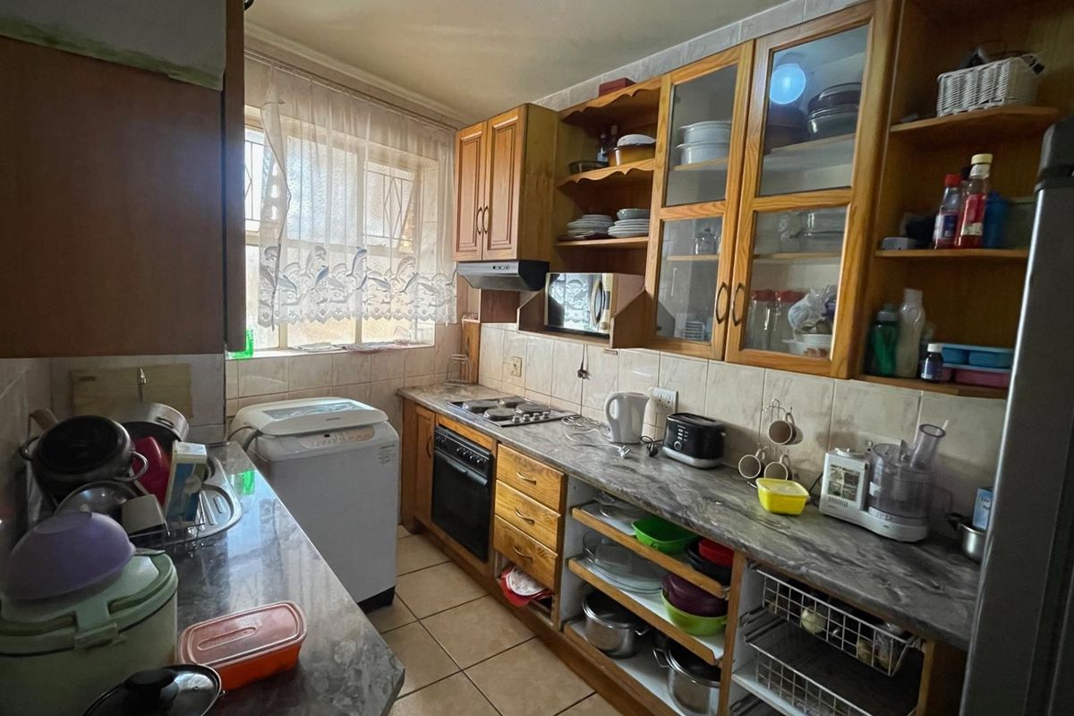 Investment Property For Sale in Arcadia, Pretoria - Photo 2