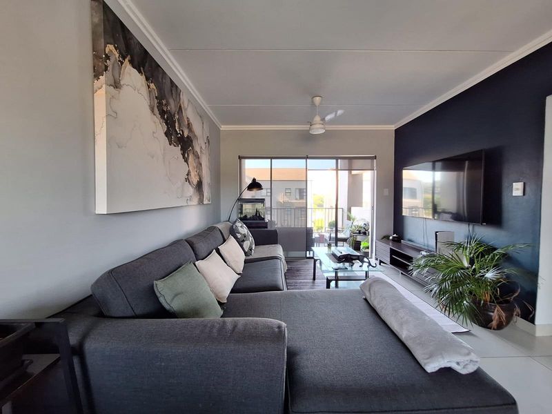 Well maintained 1-Bedroom Apartment in Central Ballito - Photo 2