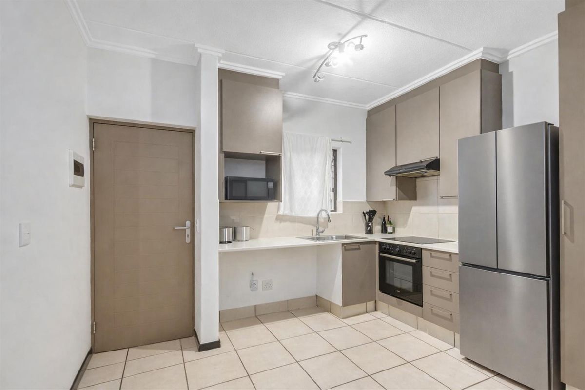 1 Bedroom Apartment To Rent in Bryanston East, Sandton - Photo 3