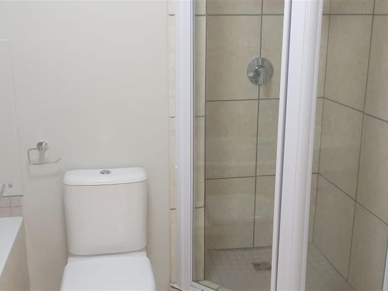 Apartment To Rent in Ballito Central, Ballito, KwaZulu Natal - Photo 8