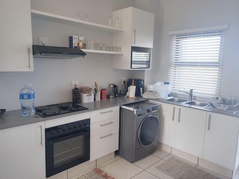 Apartment To Rent in Ballito Central, Ballito, KwaZulu Natal - Photo 6
