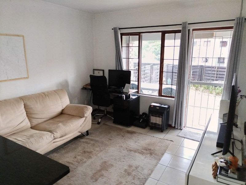1 Bedroom Groundfloor Apartment with Garden to Rent in Riverview, Rivonia - Photo 10