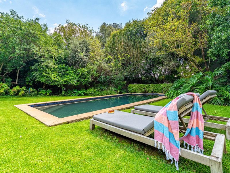 Hyde Park Retreat - Photo 10