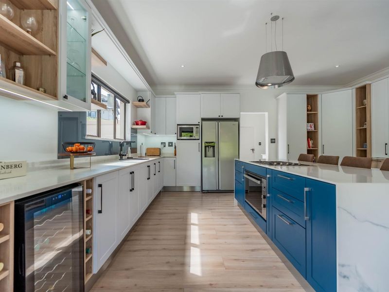 A Breath of Fresh Air: Your Modern Sanctuary - Photo 9