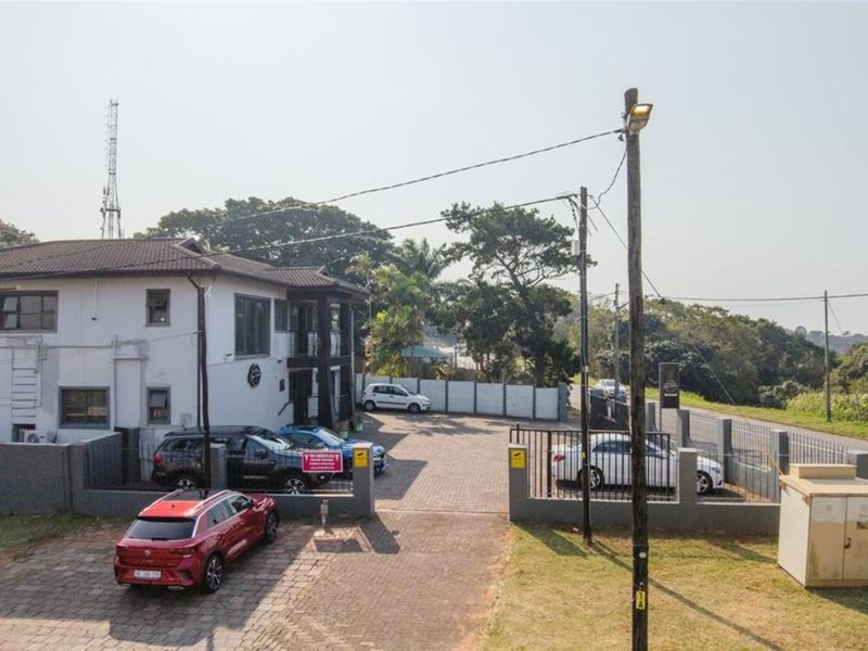 Beautiful Mixed Use Umhlanga Rocks Drive Landmark For Sale - Photo 5