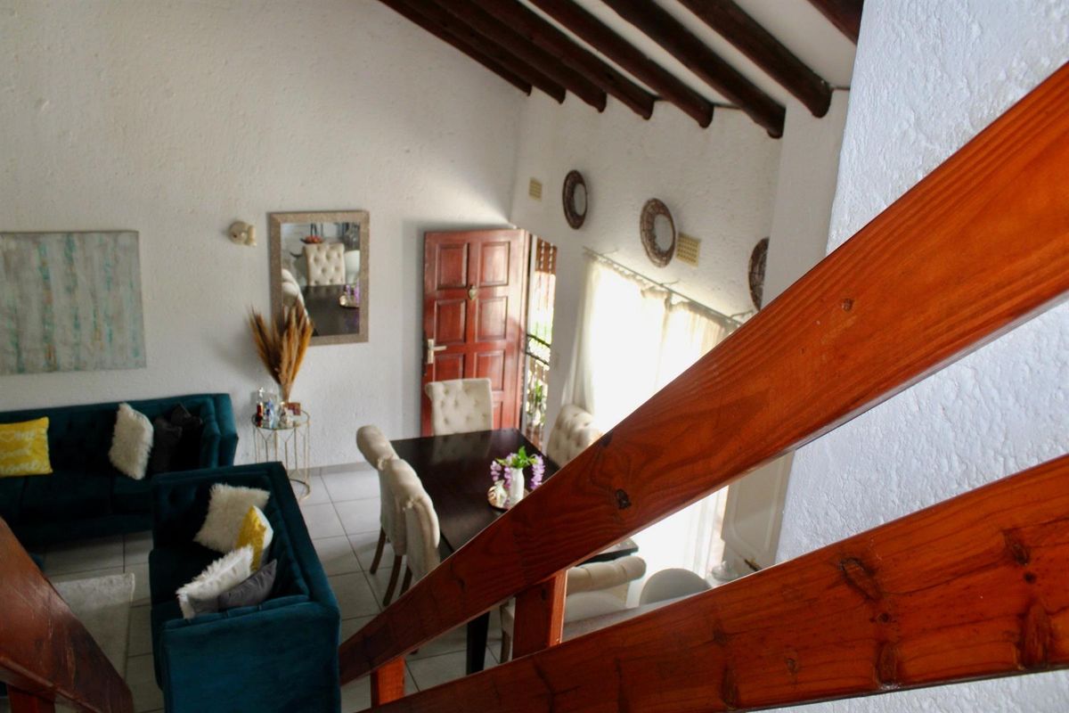 Spacious 2-Bedroom Loft Townhouse To Rent in Morningside - Photo 4