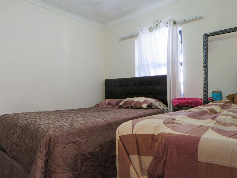 Ideal first time home or rental investment apartment for sale in Parklands, Blouberg - Photo 6