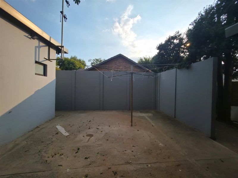 Bachelor Apartment To Rent in Lyttelton Manor, Centurion - Photo 6