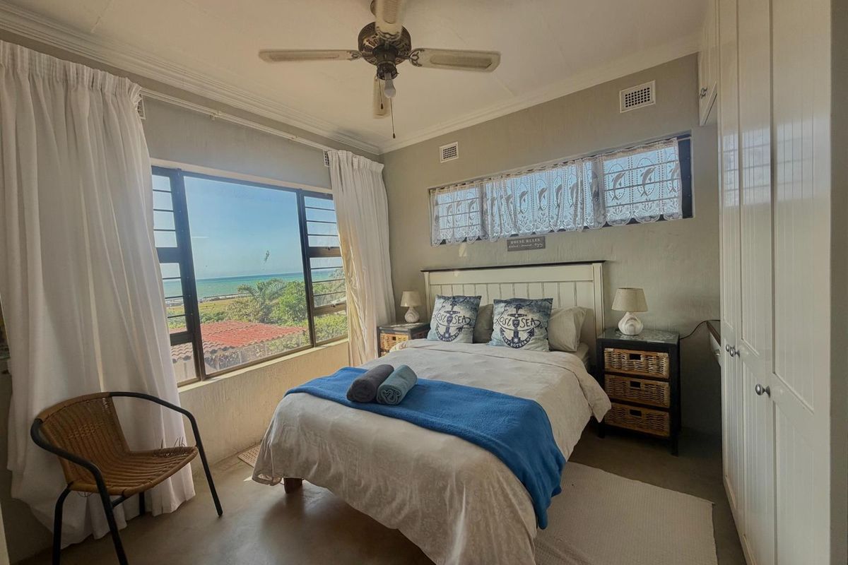 Beachside Bliss - Fully Furnished Apartment in Prime Coastal Location - Photo 5