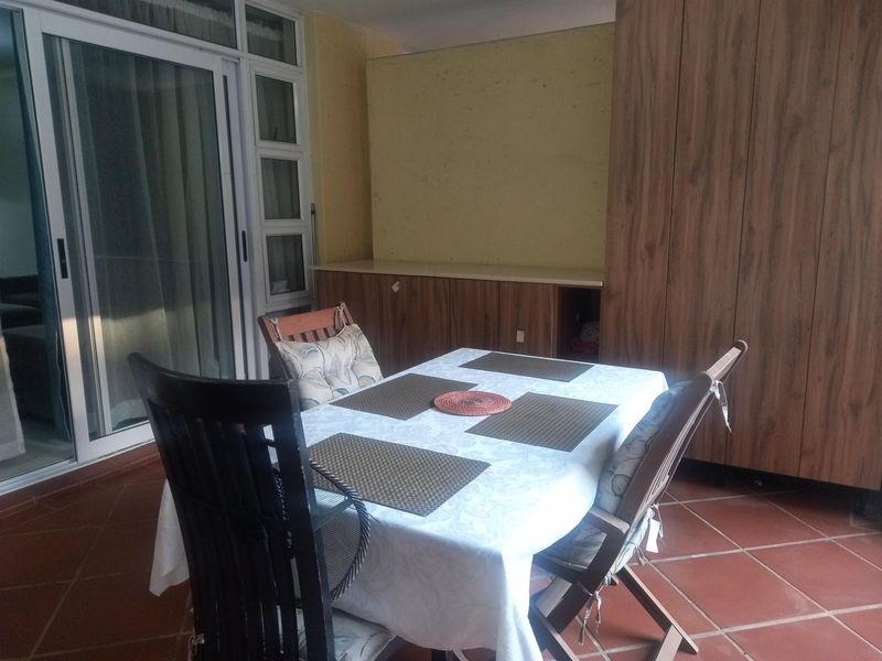 Stylish Fully Furnished Executive Umhlanga Ridge Apartment - Photo 9