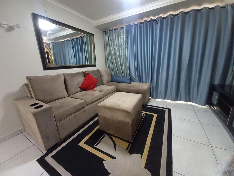 Stylish Fully Furnished Executive Umhlanga Ridge Apartment - Photo 4