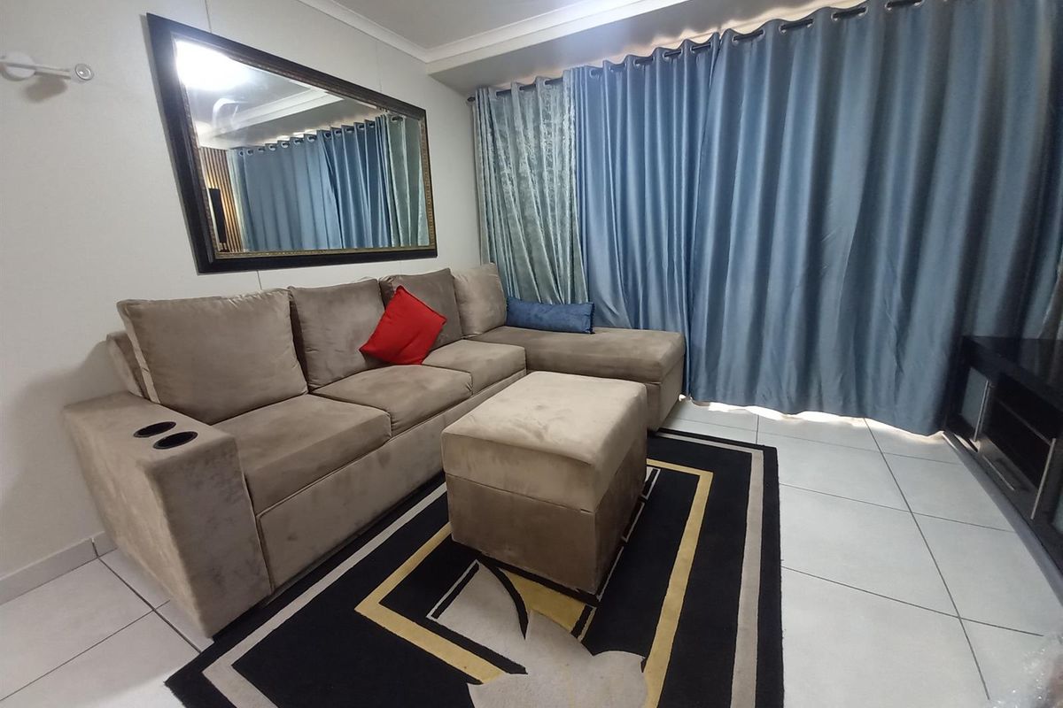 Stylish Fully Furnished Executive Umhlanga Ridge Apartment - Photo 4