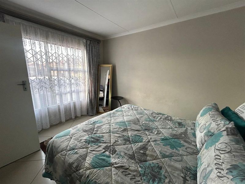 House For Sale in Vanderbijlpark CE 4, Vanderbijlpark CE, Vanderbijlpark - Photo 8