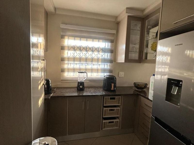 House For Sale in Vanderbijlpark CE 4, Vanderbijlpark CE, Vanderbijlpark - Photo 4