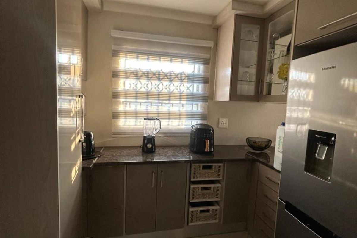 House For Sale in Vanderbijlpark CE 4, Vanderbijlpark CE, Vanderbijlpark - Photo 4
