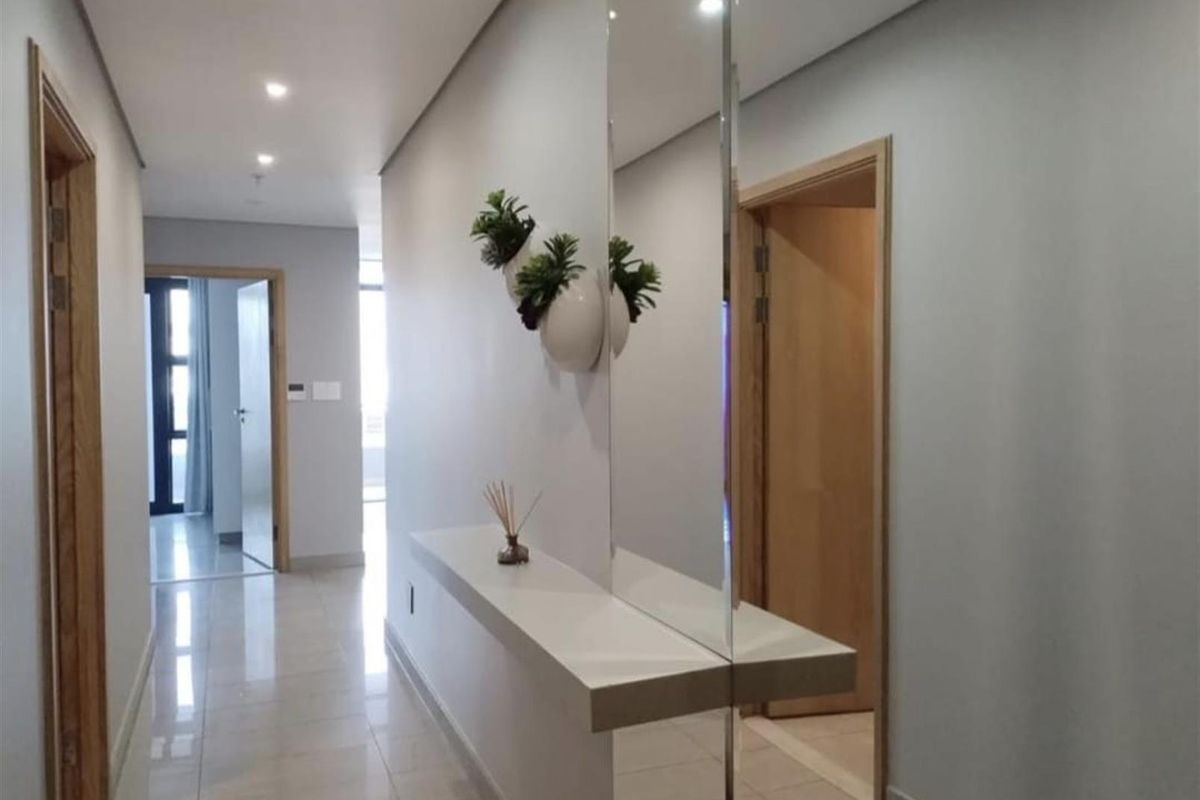 Upscale 2 Bedroom Apartment To Rent in Umhlanga - Photo 4