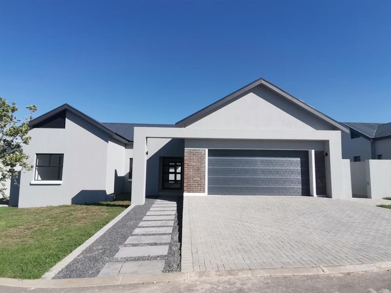 House For Sale in Paarl South, Paarl - Photo 1