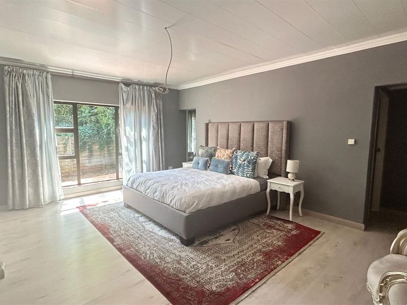 House For Sale in Waterkloof Ridge, Pretoria - Photo 8