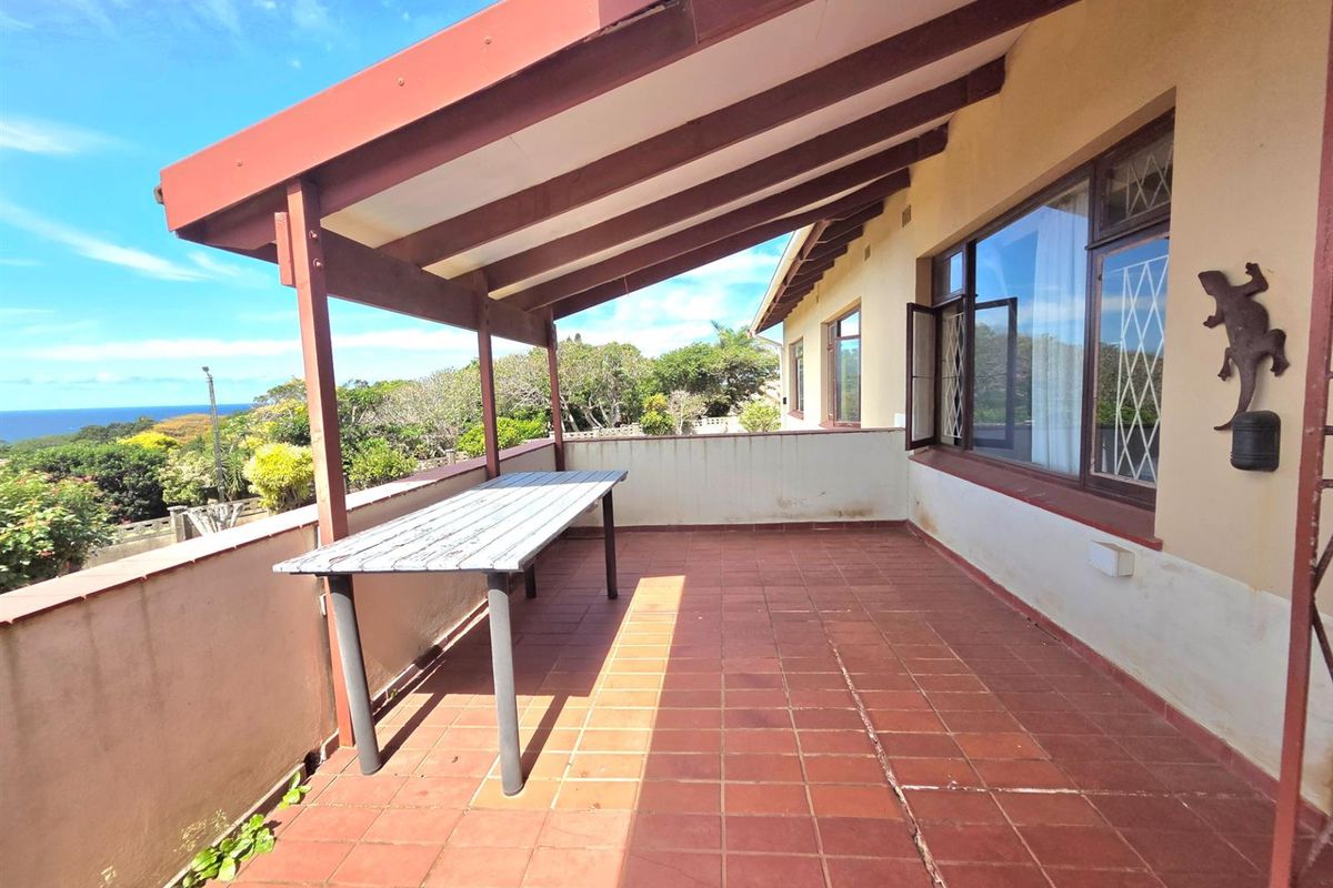 Beautiful Sea View Family Home - Photo 3